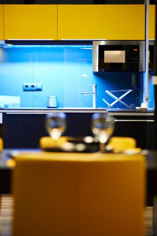 Apartment Location Yellow-black Budapest